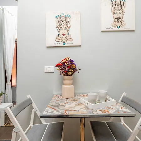 Aparo House Apartment
